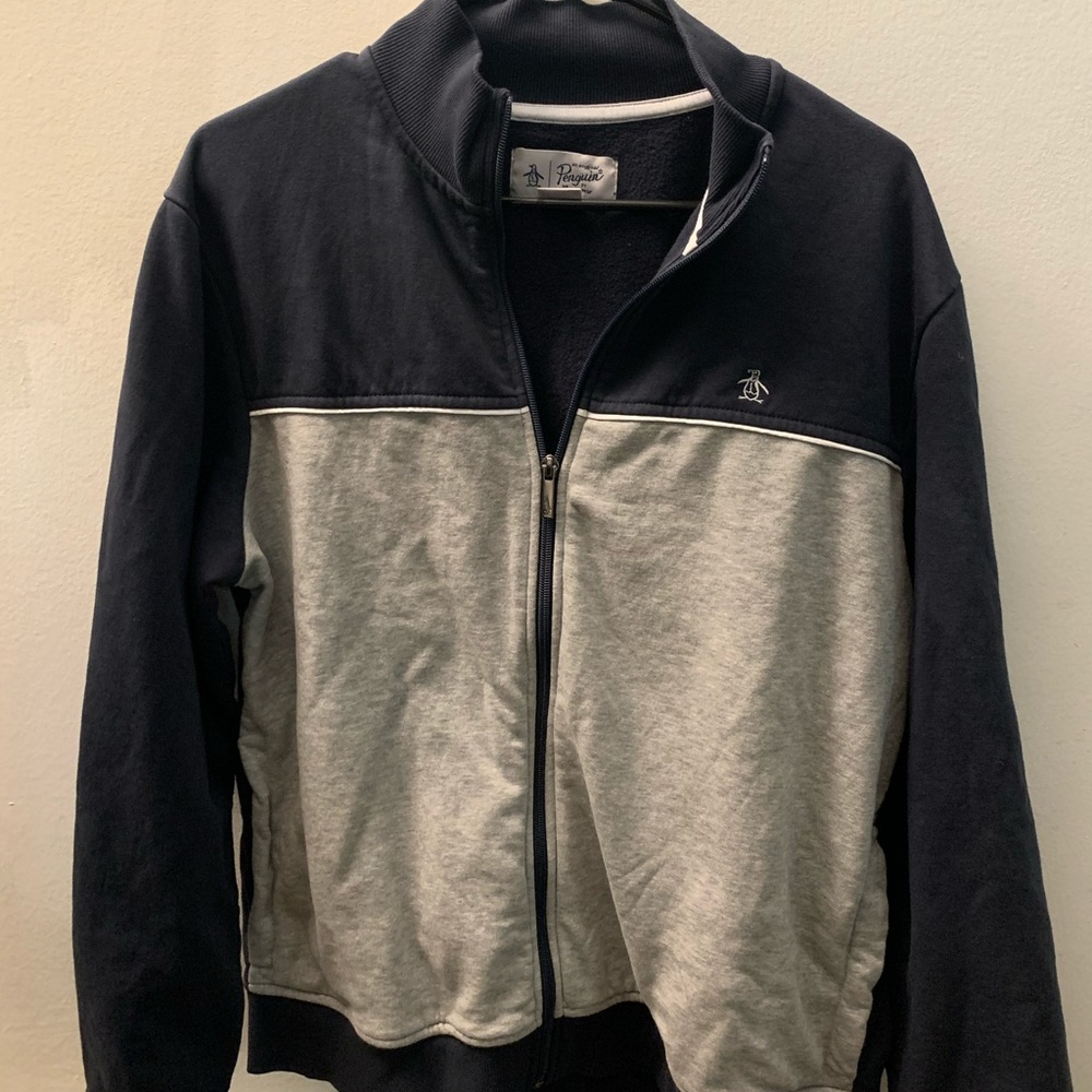 Zipper hoodie- like new!